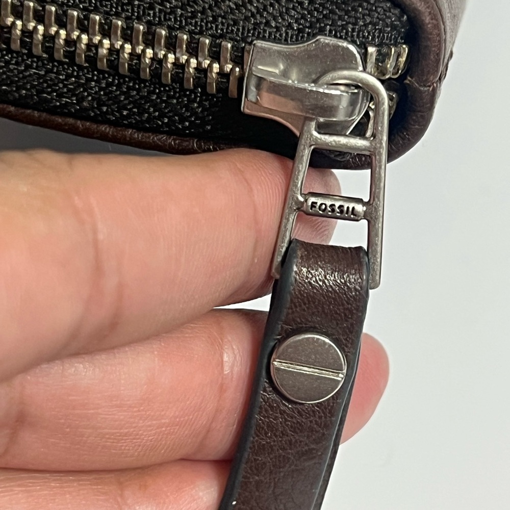 Fossil Dark Brown Leather Wallet - Picture 10 of 12
